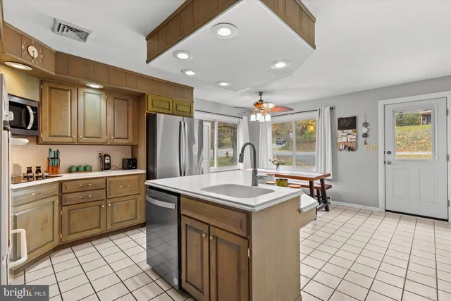 $425,000 | 1605 Colonial Road, Harrisburg, PA 17112