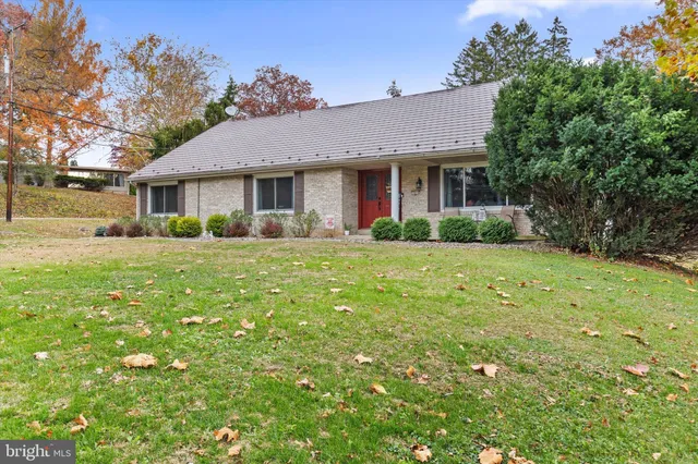 $425,000 | 1605 Colonial Road, Harrisburg, PA 17112