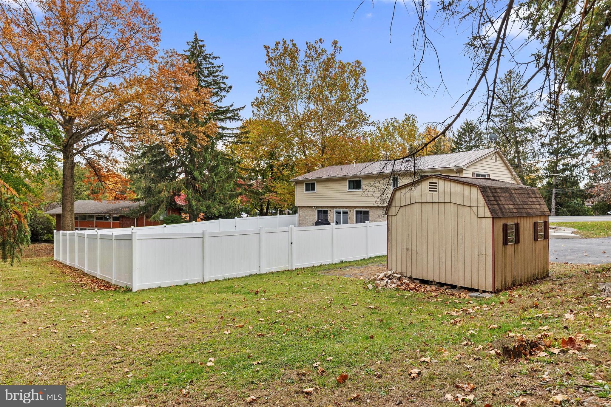 1605 Colonial Road Harrisburg, PA 17112 - Photo 30 of 39 a view of a backyard
