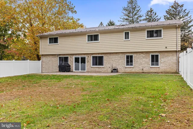 $425,000 | 1605 Colonial Road, Harrisburg, PA 17112