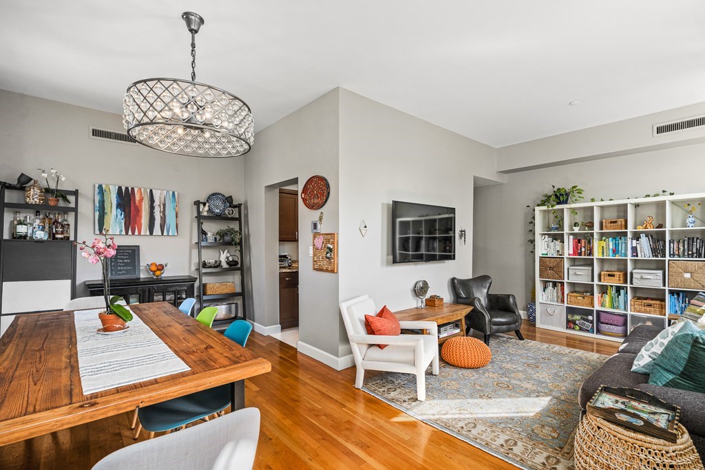 5 Appleton Street, Unit 3D Boston, MA 02116 - Photo 4 of 21