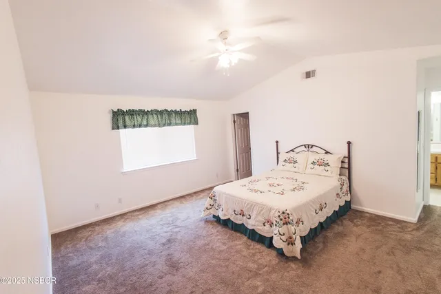 a view of a decorative light in a room