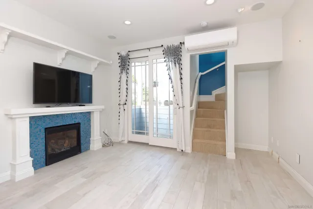 $2,950,000 | 619 Bonair Way, La Jolla, CA 92037