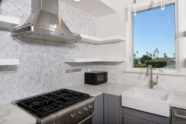 $2,950,000 | 619 Bonair Way, La Jolla, CA 92037