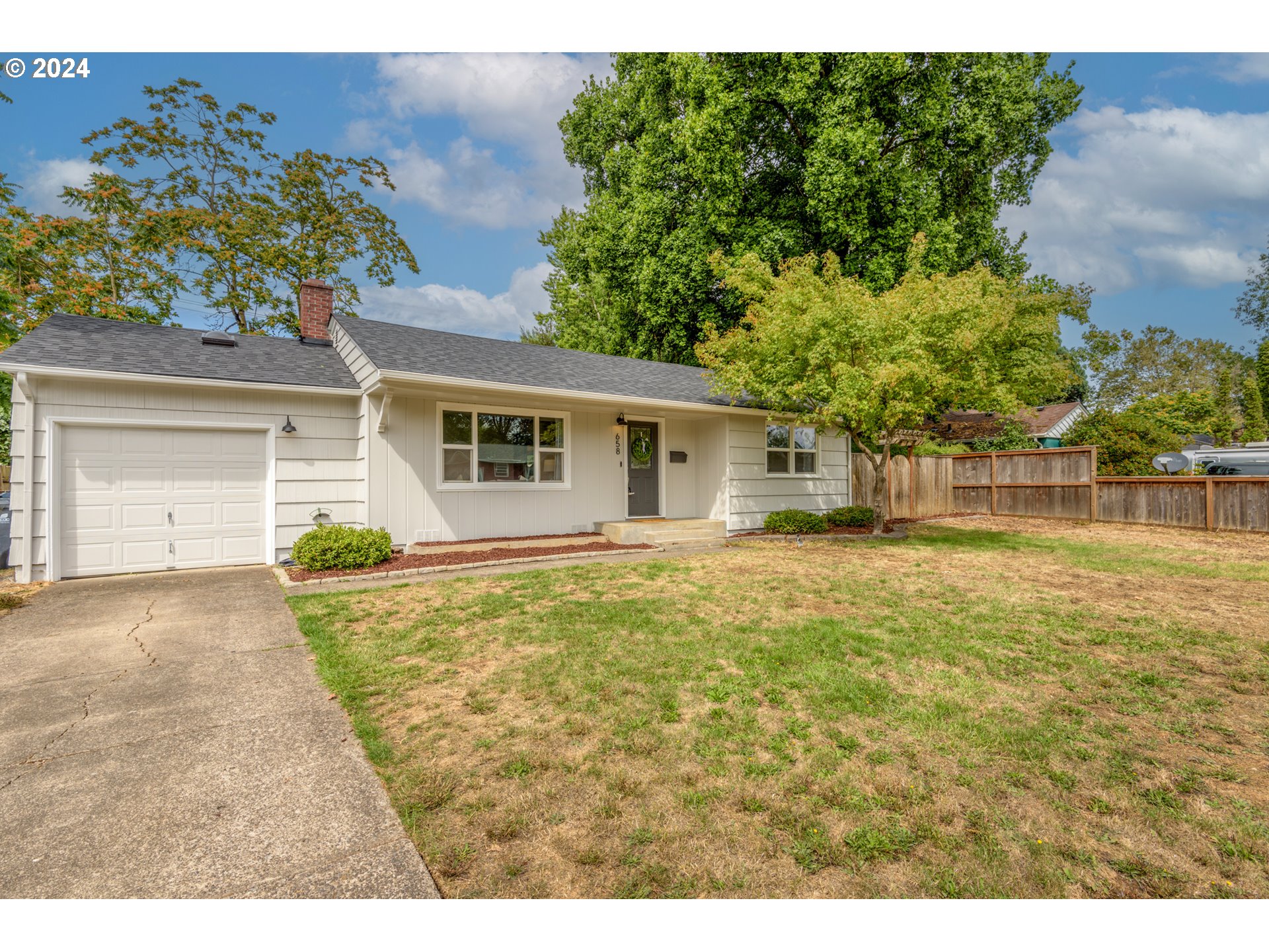 658 Baxter Street Eugene, OR 97402 - Photo 4 of 30 Gallery Image 4