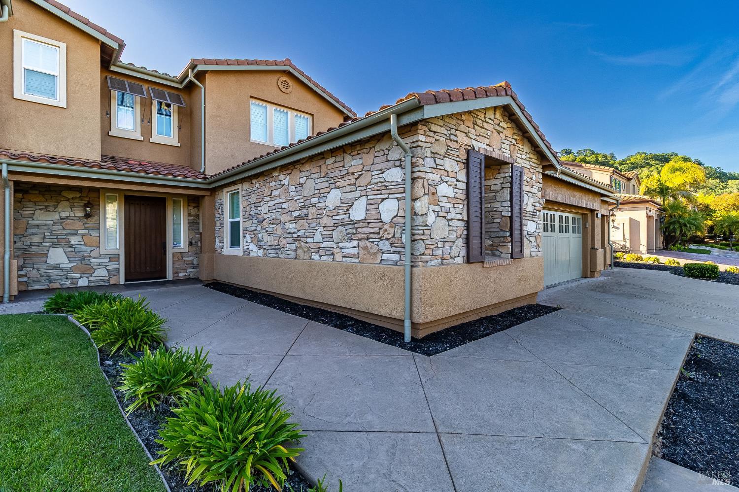 5325 Carole Ridge Court Fairfield, CA 94534 - Photo 8 of 86