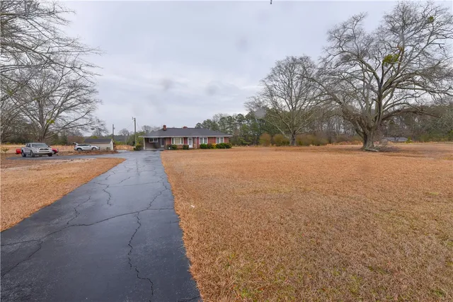 $235,500 | 433 Highway 28 South, Abbeville, SC 29620