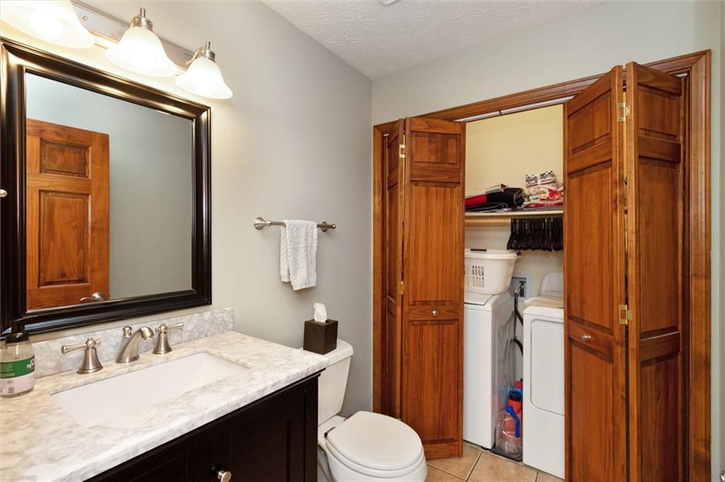 8010 Castle Cove Road Indianapolis, IN 46256 - Photo 11 of 35 Gallery Image 11