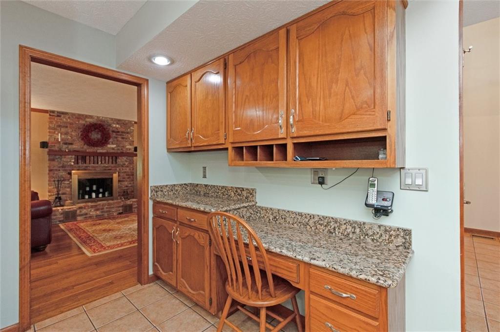 8010 Castle Cove Road Indianapolis, IN 46256 - Photo 15 of 35 Gallery Image 15