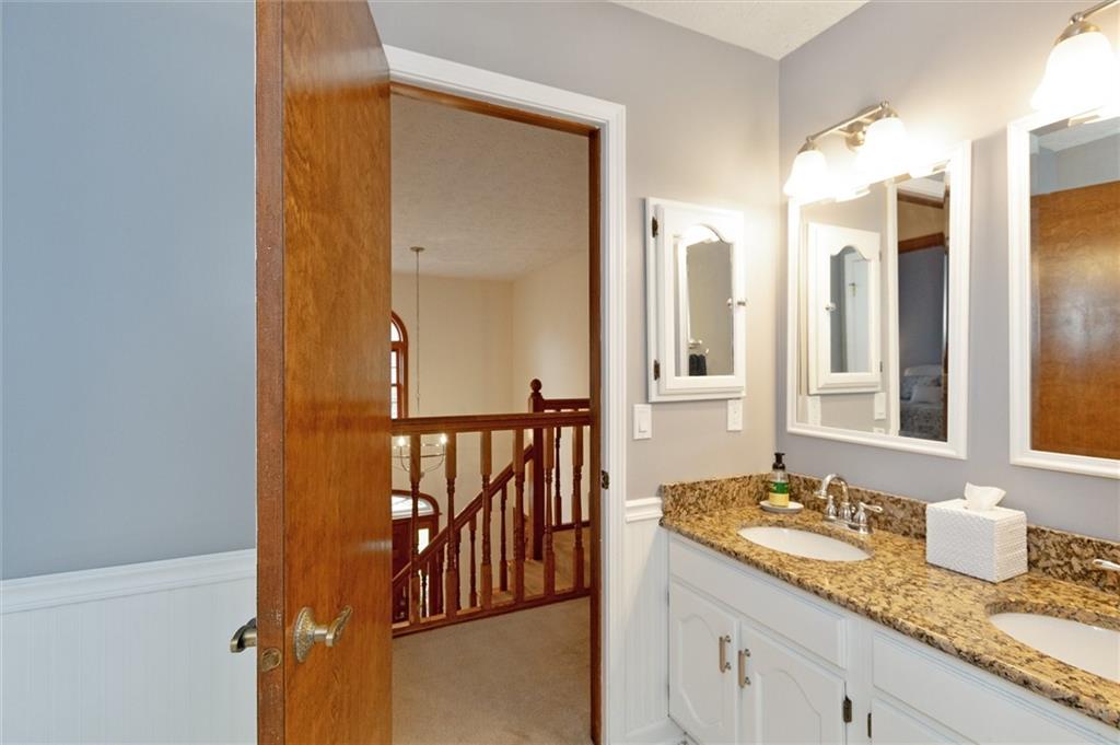 8010 Castle Cove Road Indianapolis, IN 46256 - Photo 24 of 35 Gallery Image 24