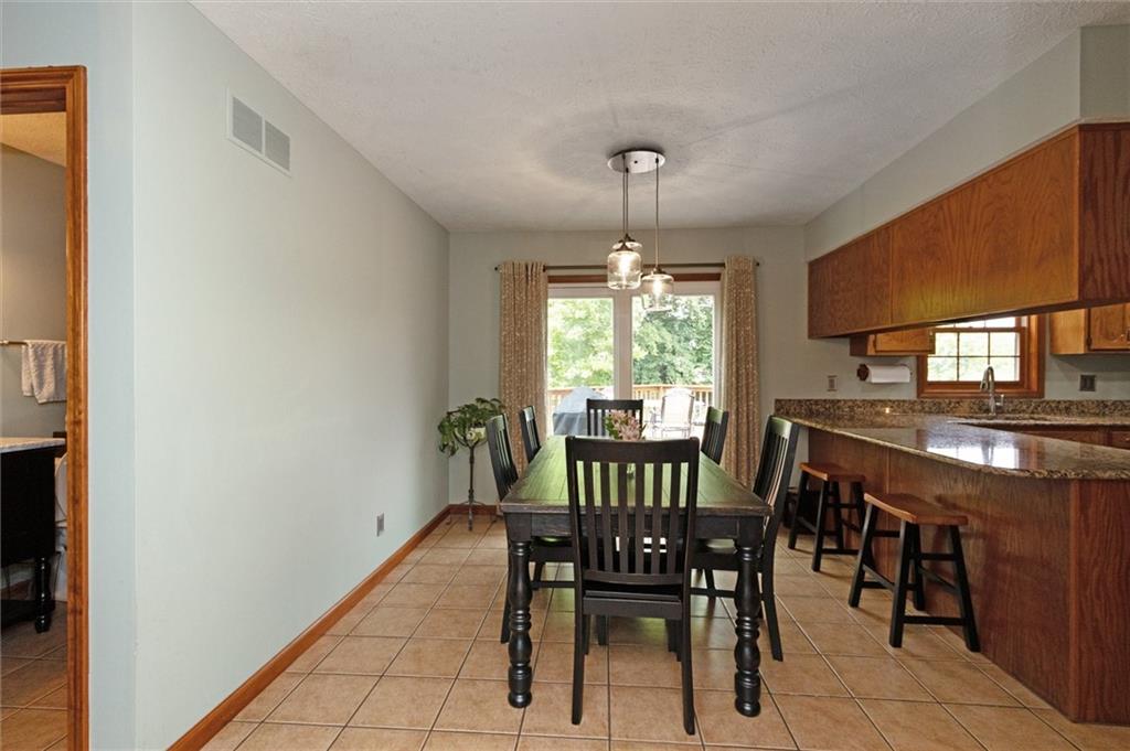 8010 Castle Cove Road Indianapolis, IN 46256 - Photo 10 of 35 Gallery Image 10