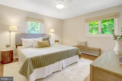 $749,900 | 2106 Basset Street, Alexandria, VA 22308