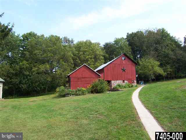 220 Andersontown Road Dover, PA 17315 - Photo 7 of 36 Gallery Image 7