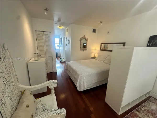 $245,000 | 1340 Drexel Avenue, Unit 406, Miami Beach, FL 33139