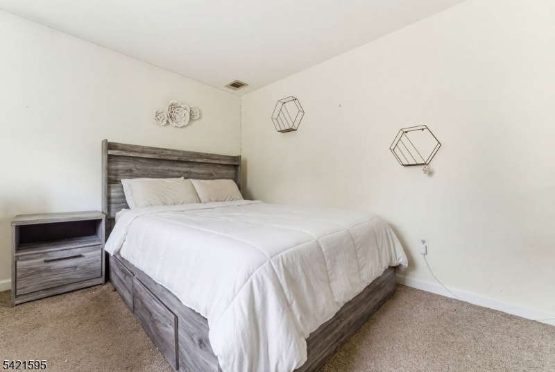 675 Uniontown Road Phillipsburg, NJ 08865 - Photo 15 of 29