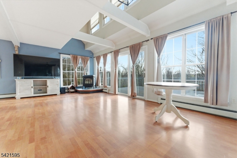 675 Uniontown Road Phillipsburg, NJ 08865 - Photo 3 of 29