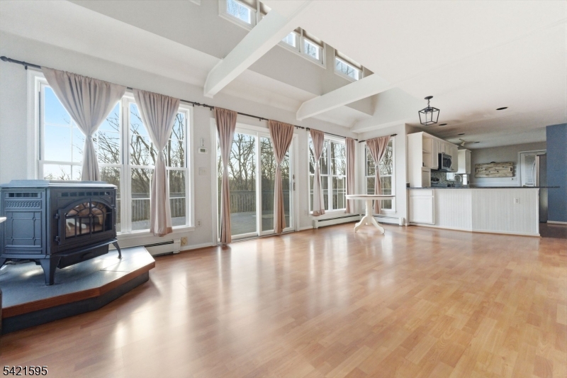 675 Uniontown Road Phillipsburg, NJ 08865 - Photo 5 of 29