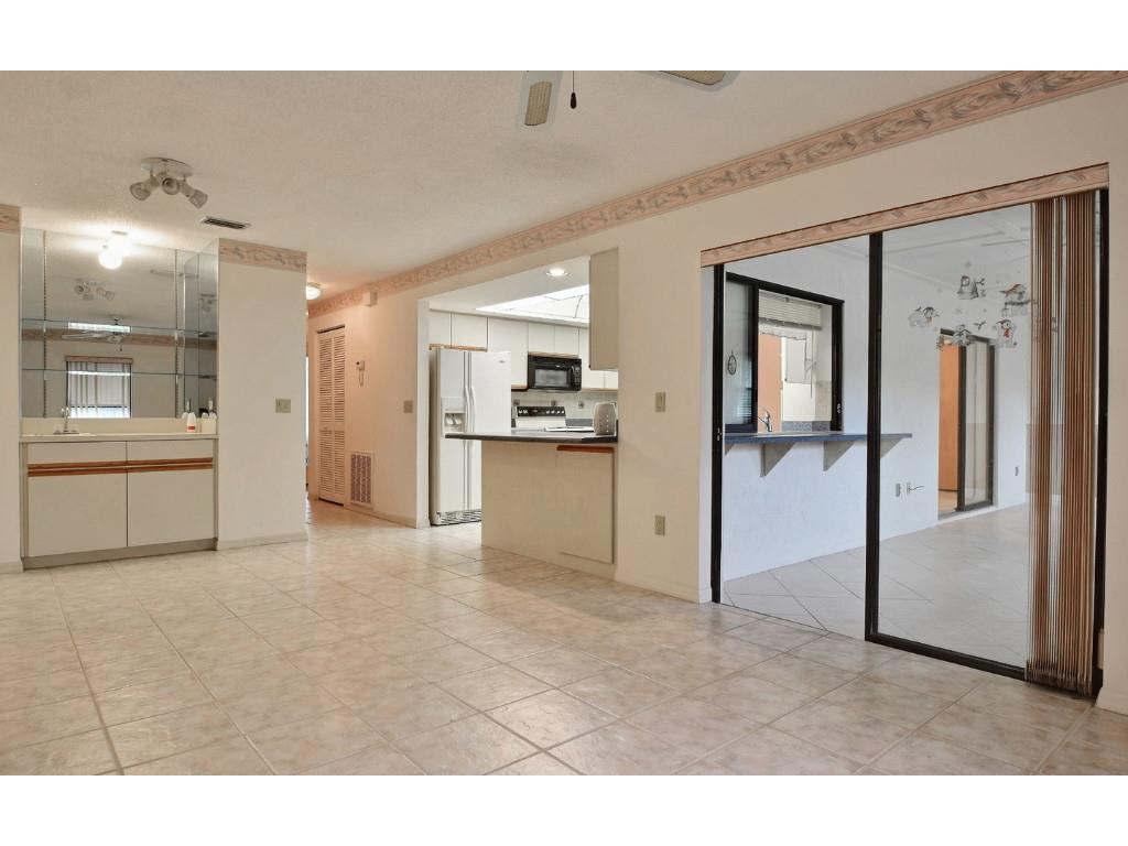 237 Del Monte Road Sebastian, FL 32958 - Photo 14 of 36 Gallery Image 14
