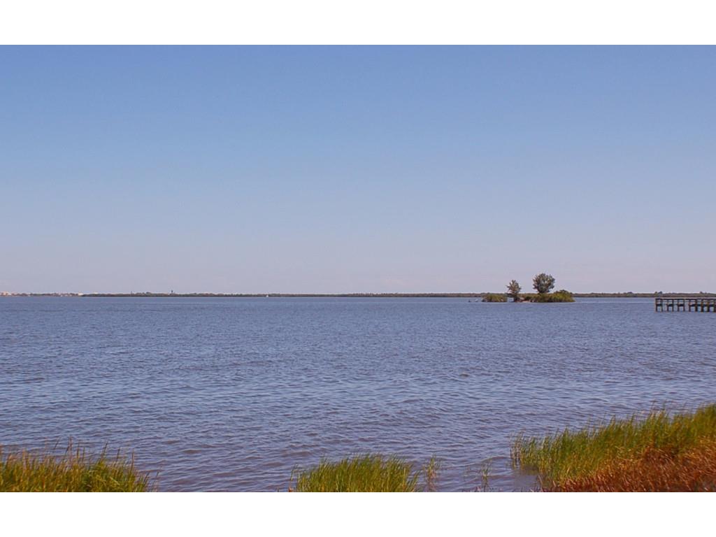 237 Del Monte Road Sebastian, FL 32958 - Photo 30 of 36 Gallery Image 30