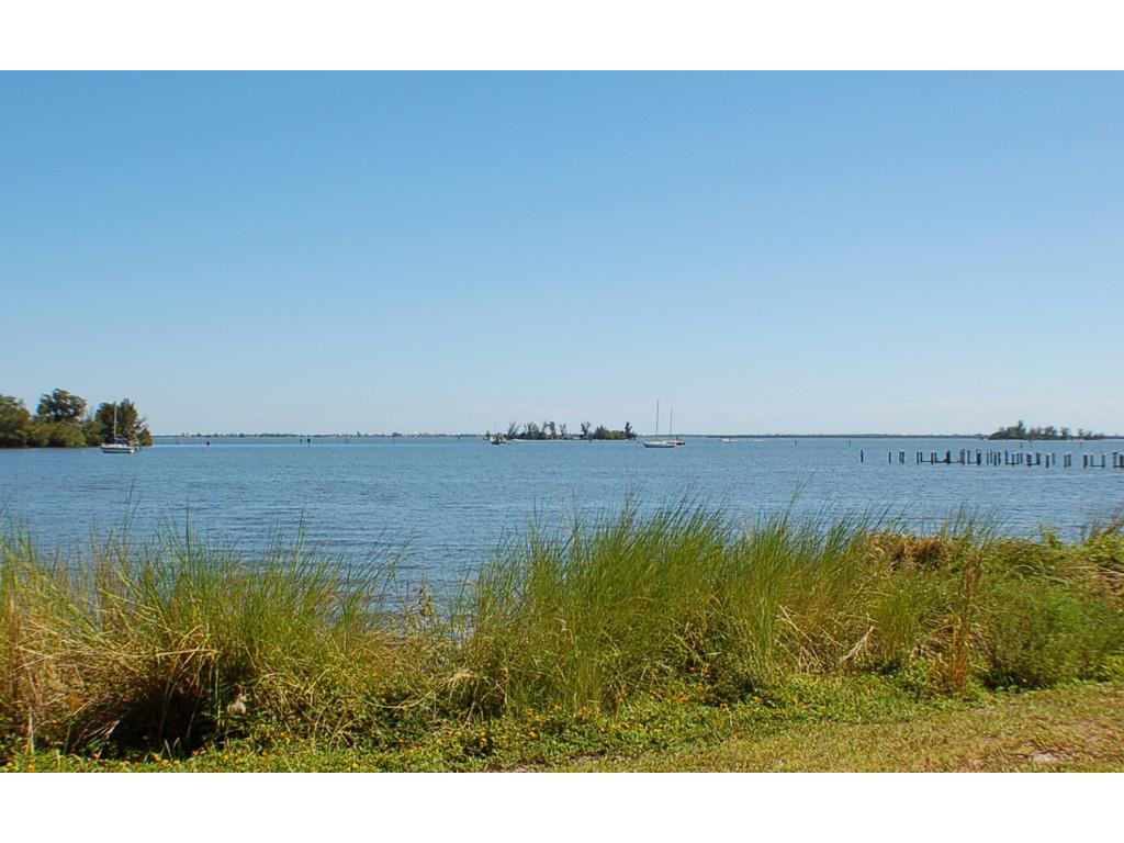 237 Del Monte Road Sebastian, FL 32958 - Photo 31 of 36 Gallery Image 31