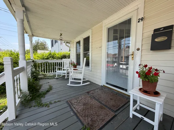 $345,000 | 29 Glenwood Boulevard, Hudson, NY 12534