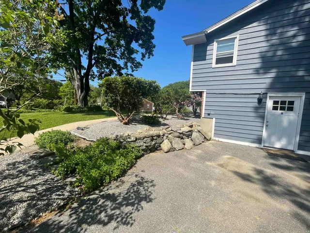 $3,000 | 35 Mill Pond Road, Durham, NH 03824