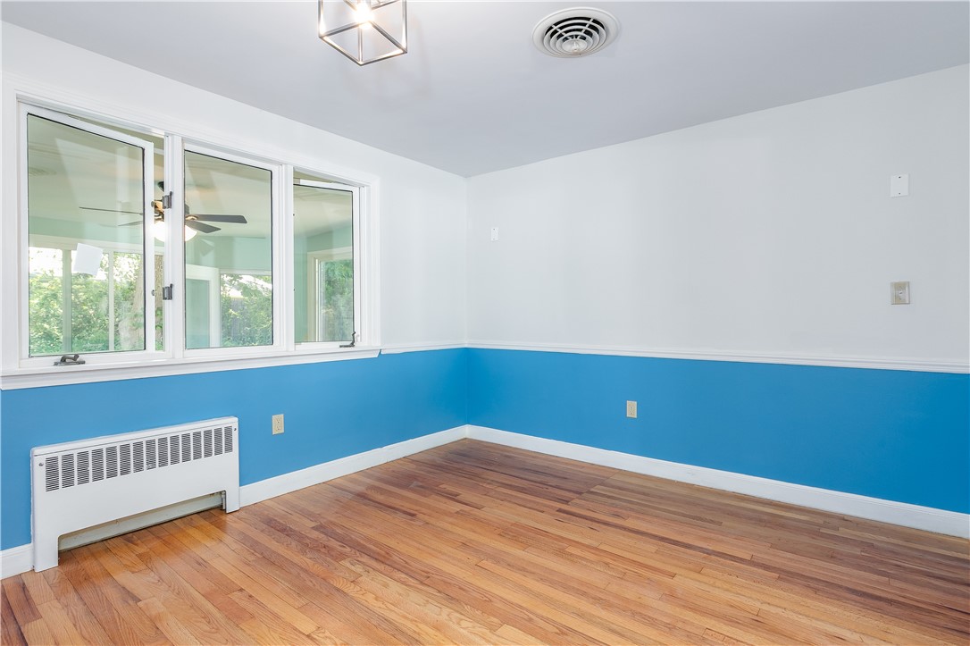 196 Lansdowne Road Warwick, RI 02888 - Photo 10 of 32 Gallery Image 10