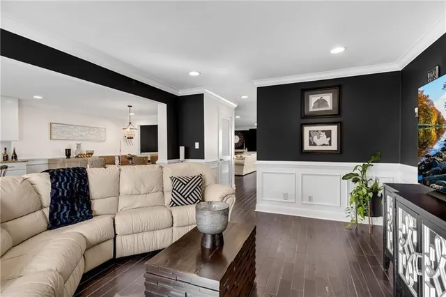 $4,350 | 54 Basswood Circle Northeast, Sandy Springs, GA 30328