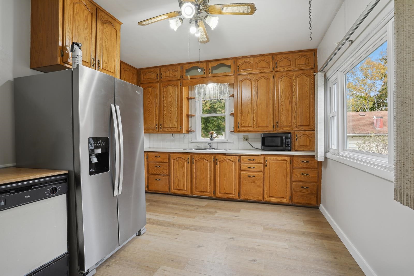 314 Columbus Avenue Brillion, WI 54110 - Photo 8 of 22