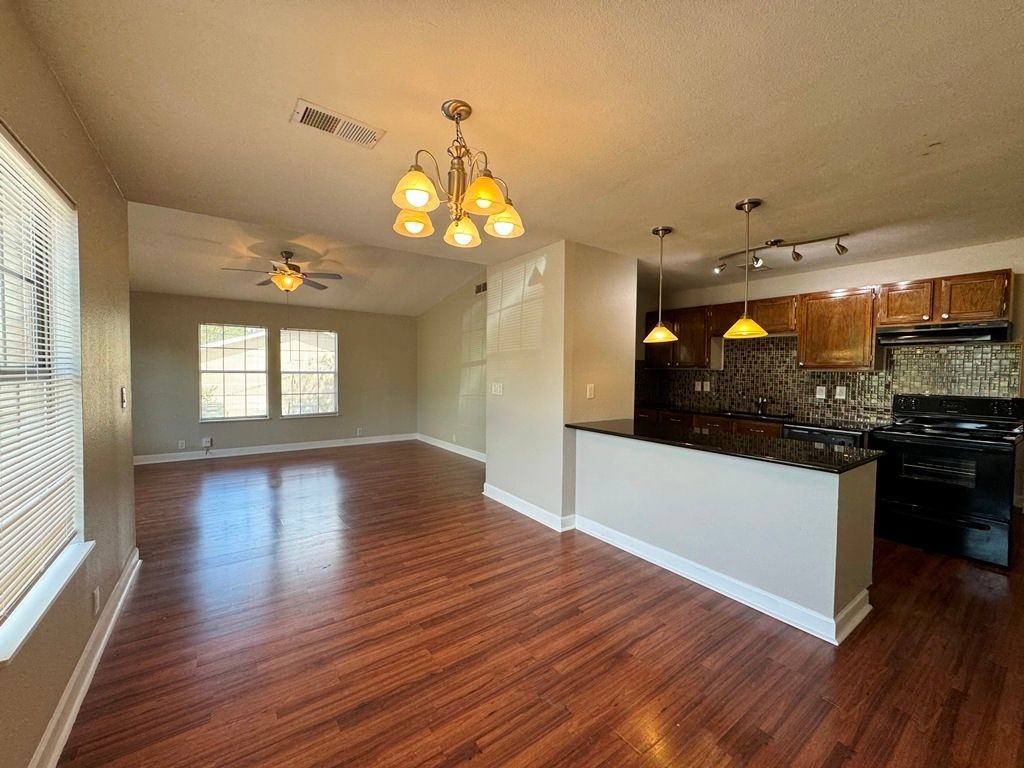 600 Seminole Road Leander, TX 78641 - Photo 15 of 36