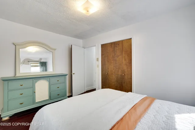 $2,300 | 150 Rim Road, East Stroudsburg, PA 18302