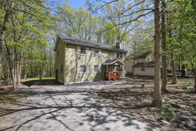 $2,300 | 150 Rim Road, East Stroudsburg, PA 18302