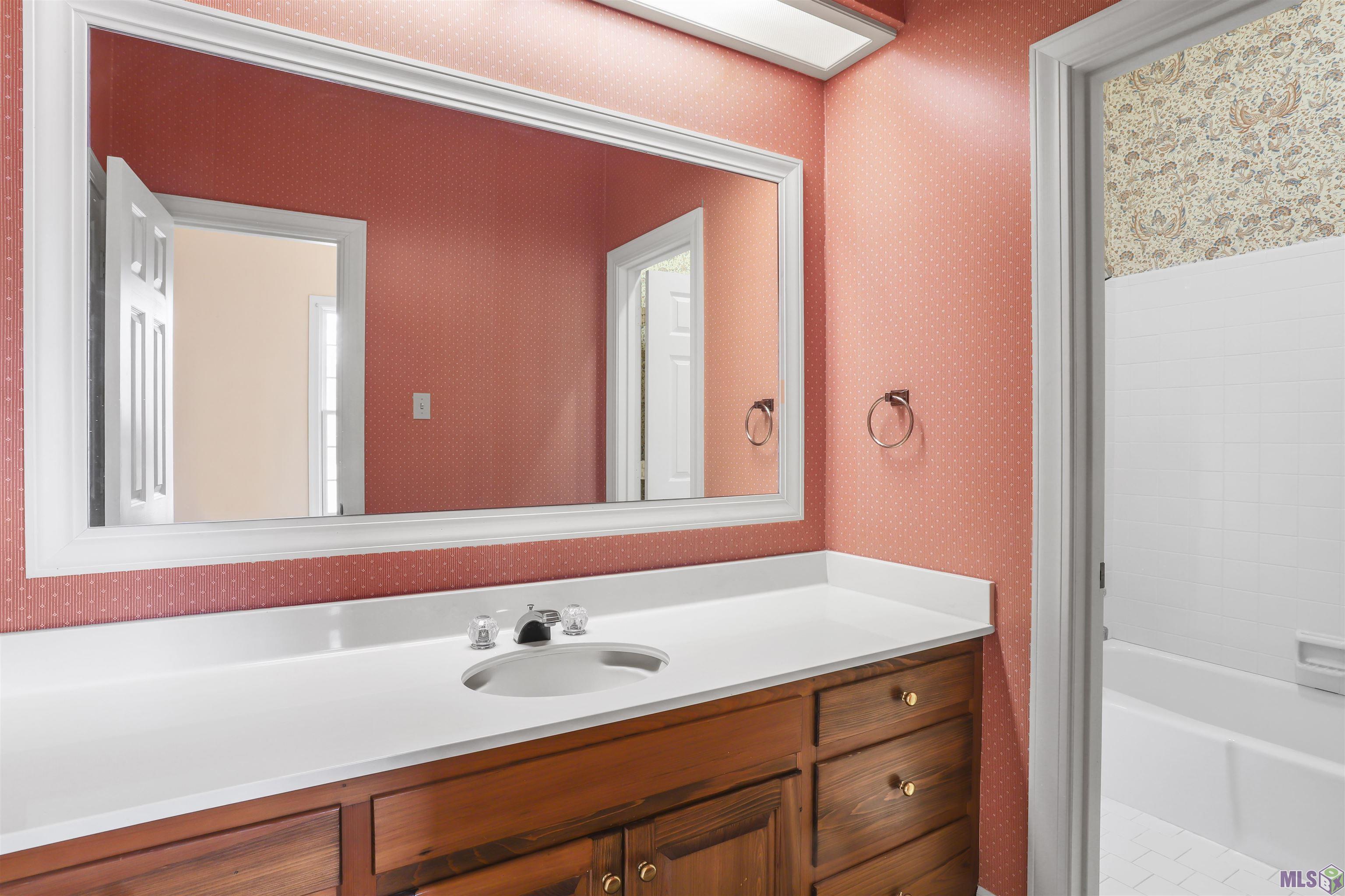 1708 Applewood Road Baton Rouge, LA 70808 - Photo 16 of 23 Gallery Image 16