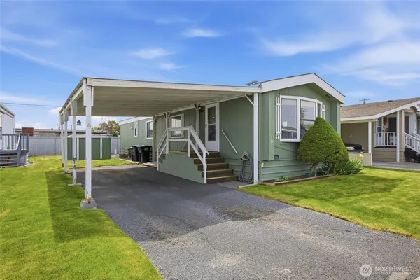 $79,000 | 2240 West Broadway Avenue, Unit 101, Moses Lake, WA 98837