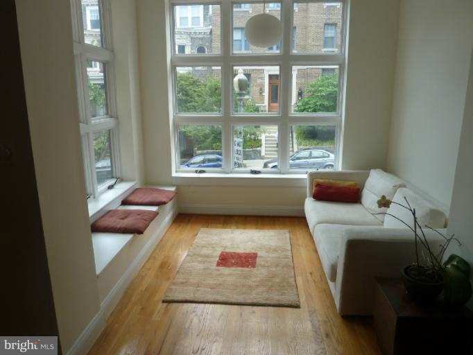 1821 Belmont Road Northwest, Unit 3 Washington, DC 20009 - Photo 6 of 10 Dining Room