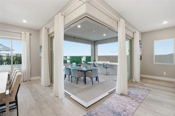 $1,199,999 | 112 Springbough Lane, Las Vegas, NV 89138