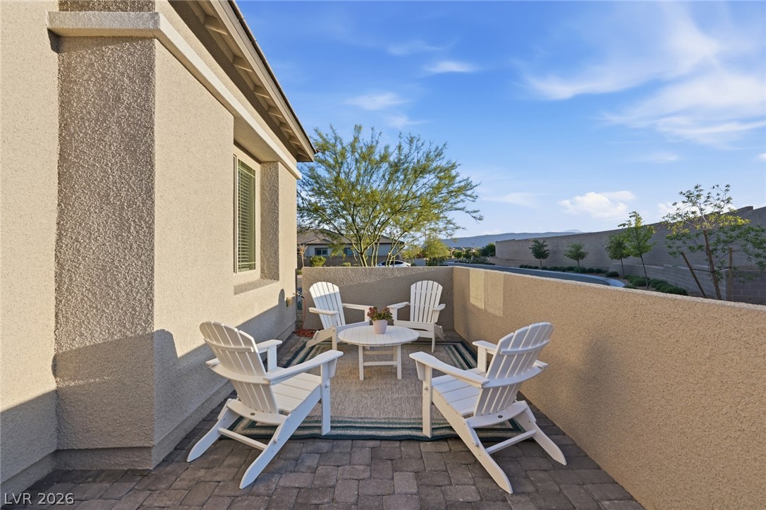 112 Springbough Lane Las Vegas, NV 89138 - Photo 5 of 41