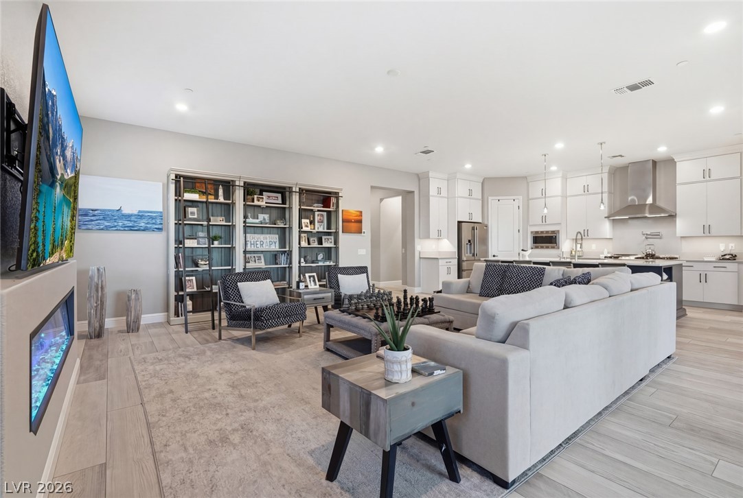 112 Springbough Lane Las Vegas, NV 89138 - Photo 8 of 41