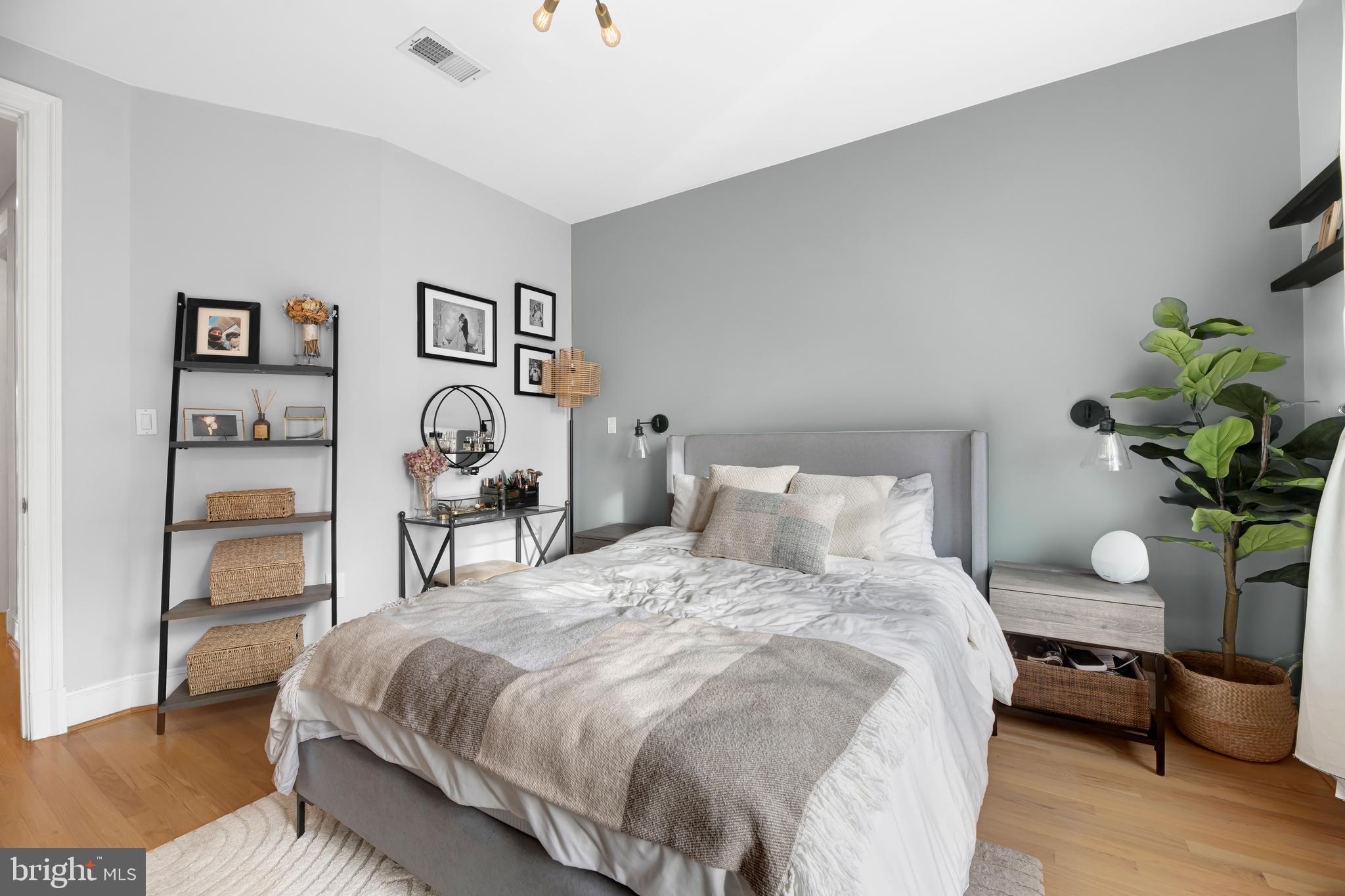 444 M Street Northwest, Unit 4 Washington, DC 20001 - Photo 17 of 21