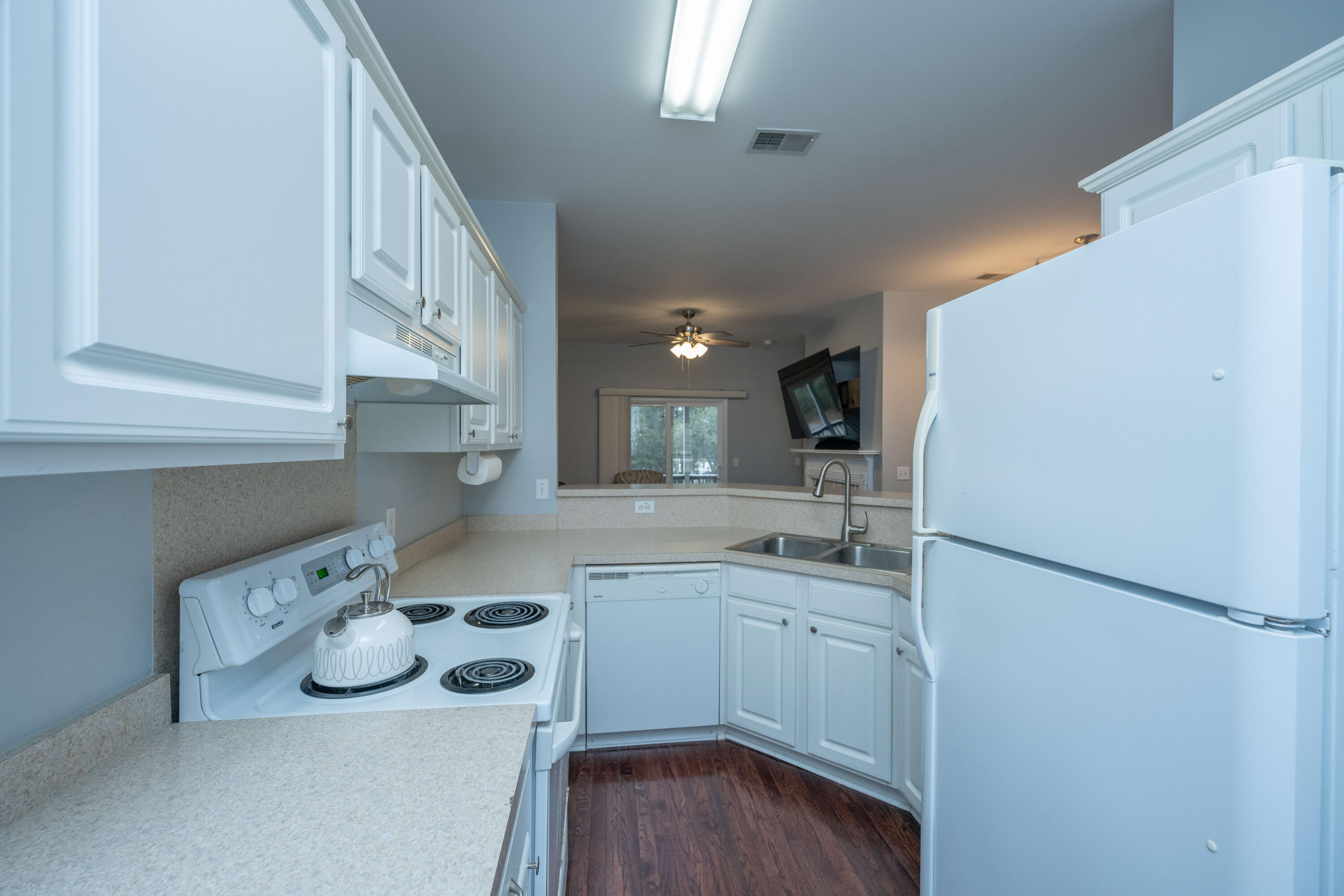 Undisclosed Address Charleston, SC 29414 - Photo 10 of 43 2347TallSailDrUnitJ018