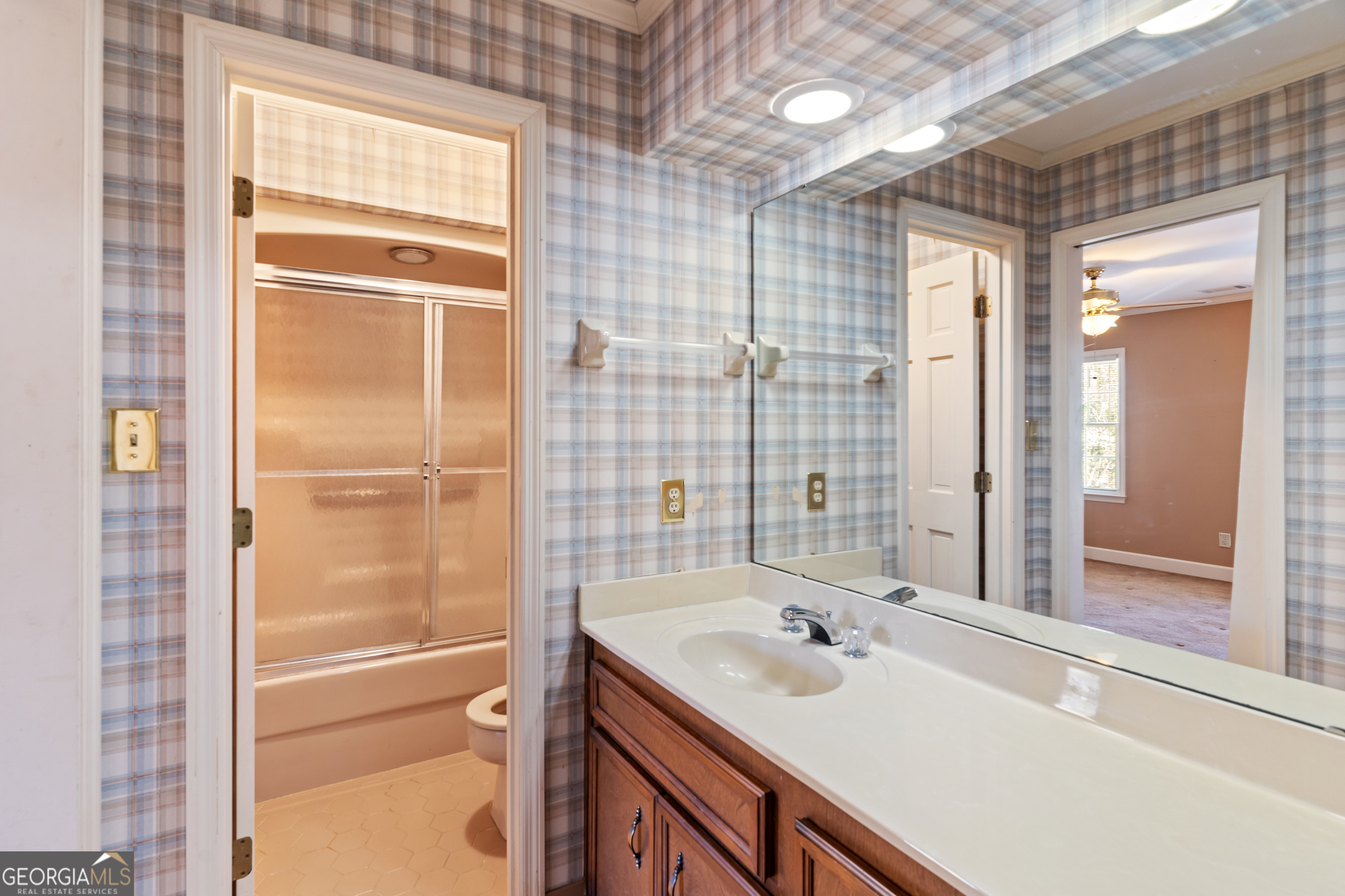 134 Brinson Road Waynesboro, GA 30830 - Photo 44 of 67 Full Bath 4 - upstairs