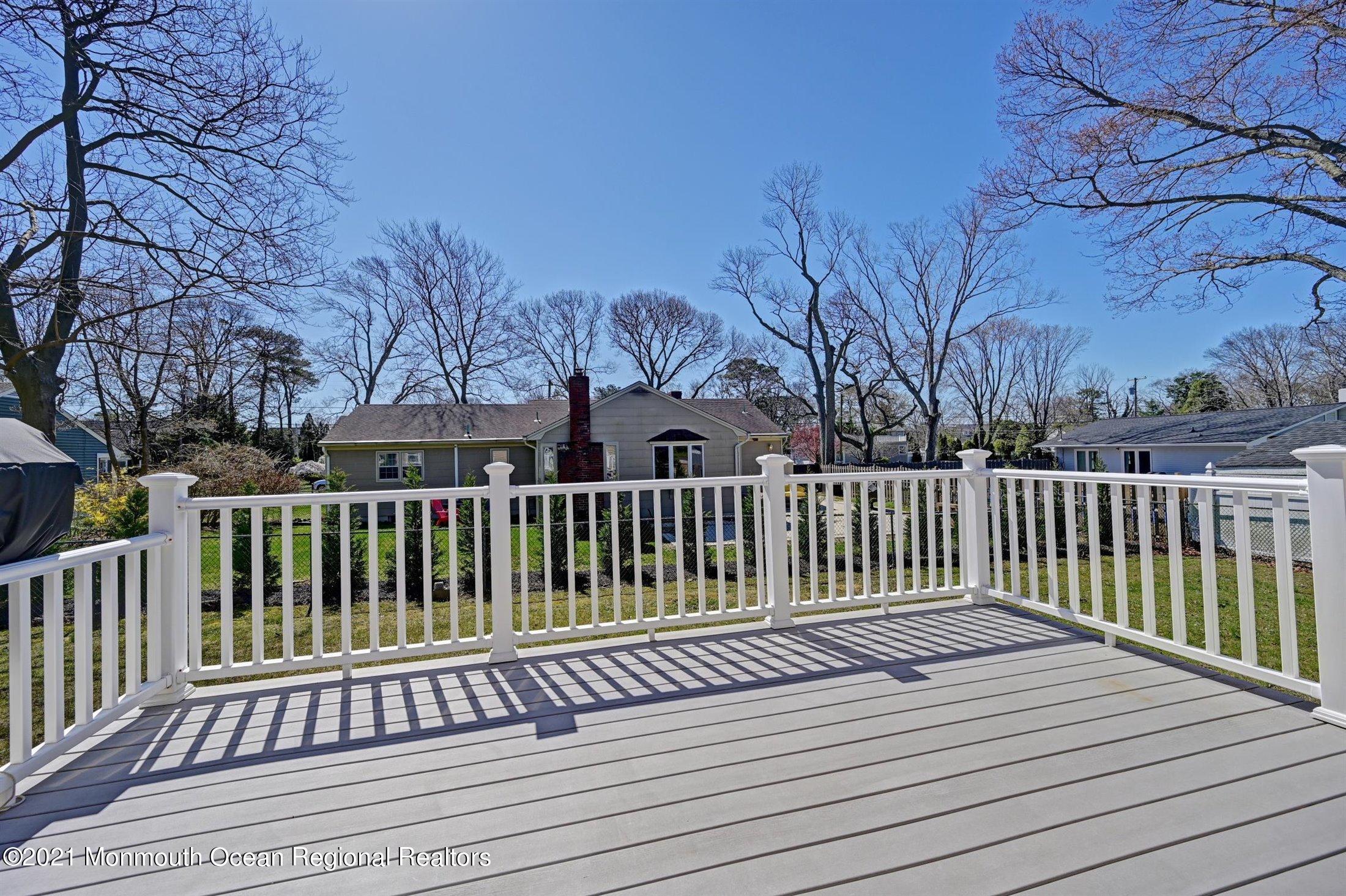 585 Robin Hood Road Brick, NJ 08724 - Photo 22 of 27 22-Deck