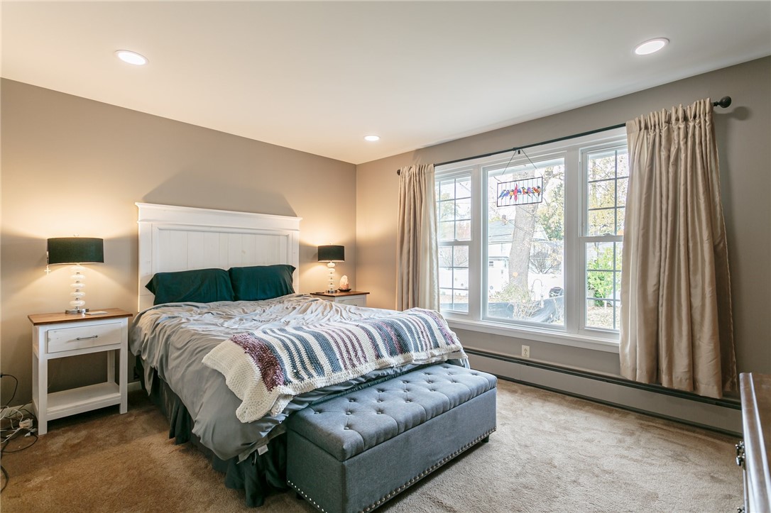 320 Winfield Road Irondequoit, NY 14622 - Photo 17 of 25