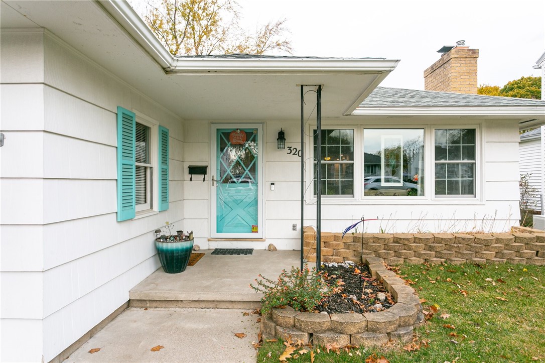 320 Winfield Road Irondequoit, NY 14622 - Photo 3 of 25