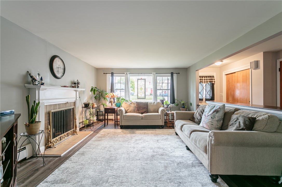 320 Winfield Road Irondequoit, NY 14622 - Photo 6 of 25