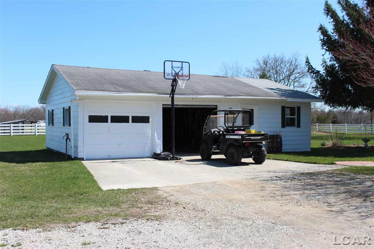 12483 Hogan Road Clinton, MI 49236 - Photo 5 of 46