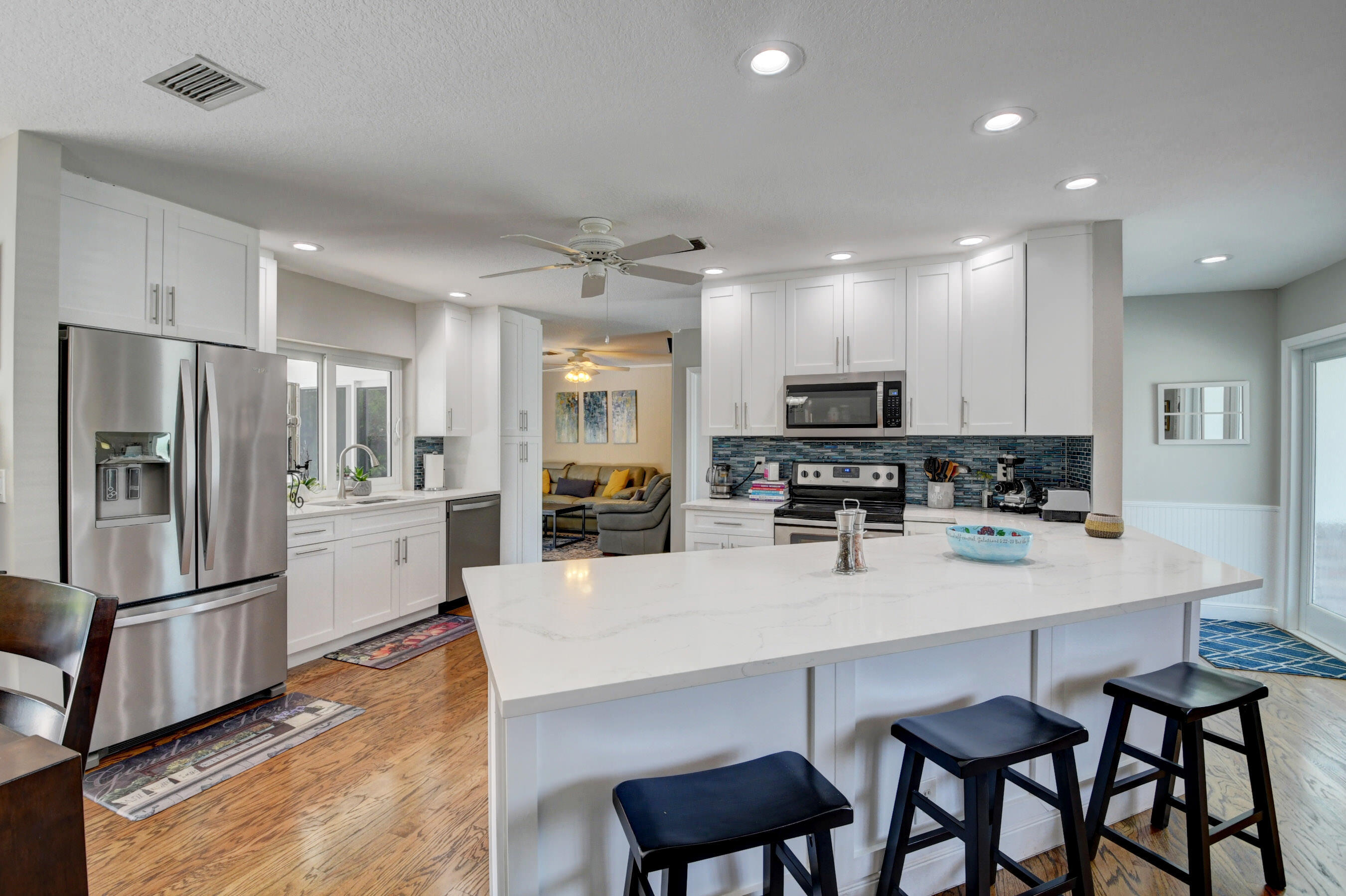 840 Southwest 14th Drive Boca Raton, FL 33486 - Photo 4 of 28 Kitchen