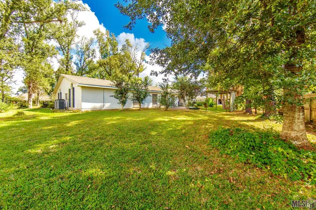 $350,000 | 310 Hale Drive, Thibodaux, LA 70301