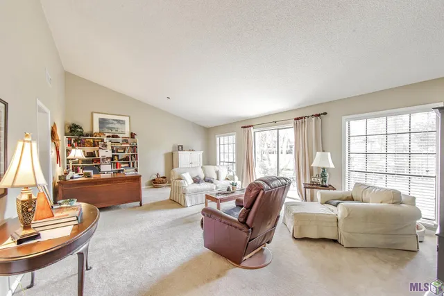 $350,000 | 310 Hale Drive, Thibodaux, LA 70301