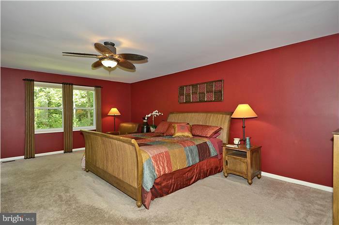 15428 Merrifields Lane Silver Spring, MD 20906 - Photo 13 of 27 Bedroom (Master)